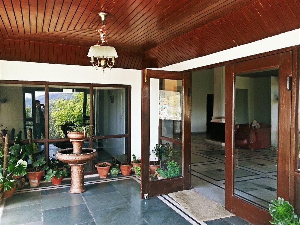 Royal Jardin Whistling Pines Resort Shimla Esterno foto