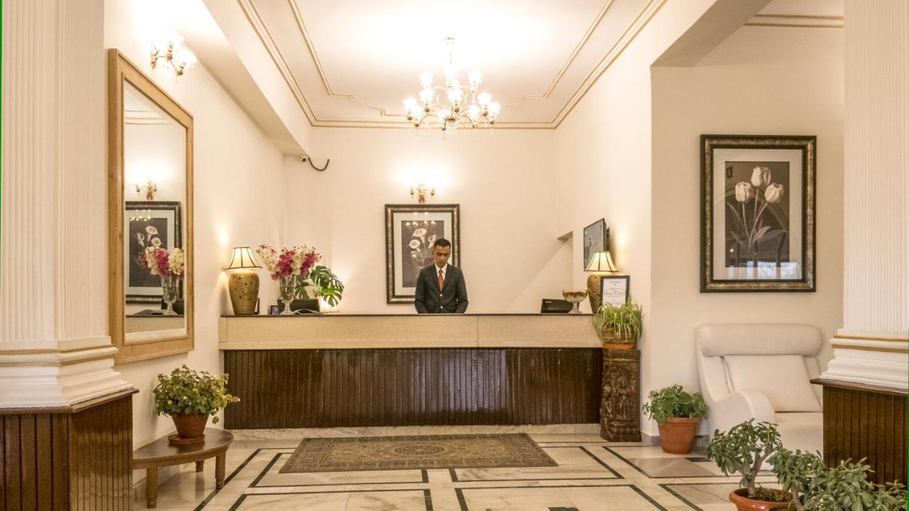 Royal Jardin Whistling Pines Resort Shimla Esterno foto