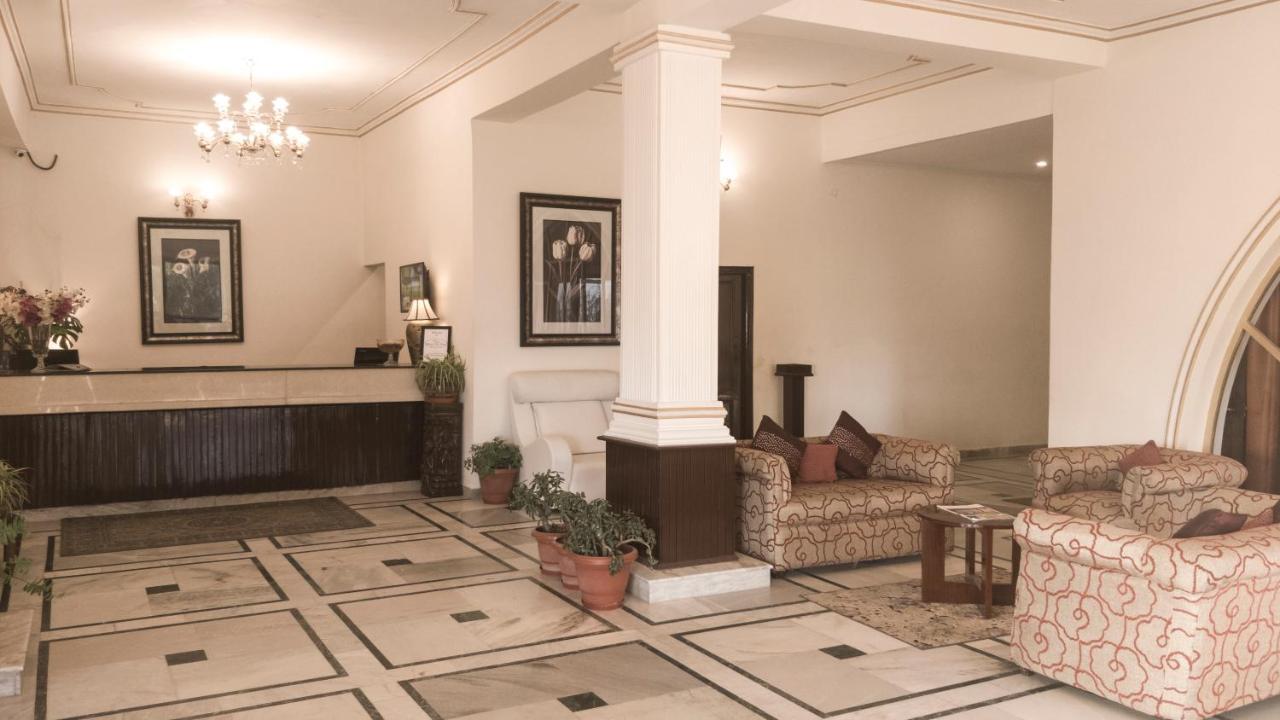 Royal Jardin Whistling Pines Resort Shimla Esterno foto