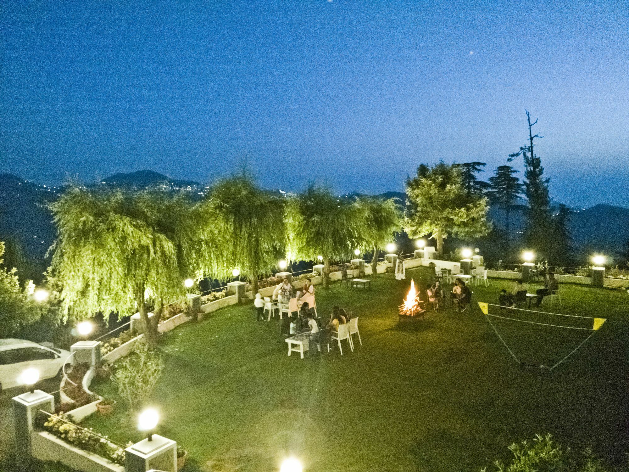 Royal Jardin Whistling Pines Resort Shimla Esterno foto